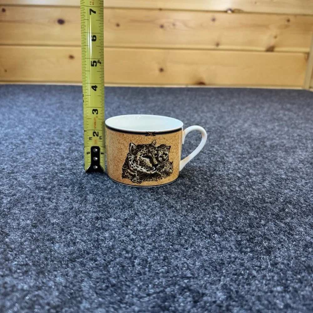 Victoria Beale WILD KINGDOM Cup 9047 Fine traslucent china Set Of 3